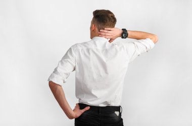 şık genç işadamı