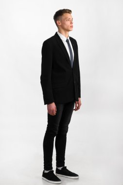 şık genç işadamı