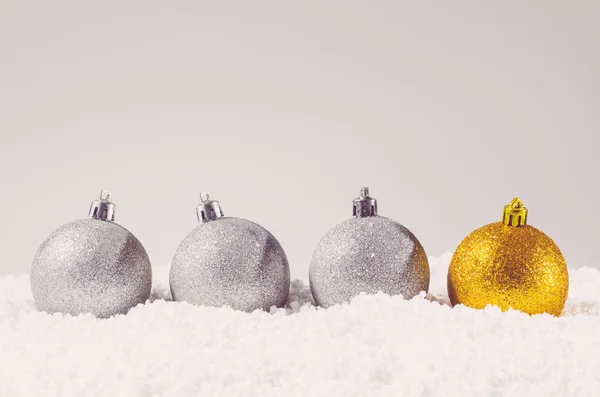 Dekorative Weihnachtskugeln — Stockfoto