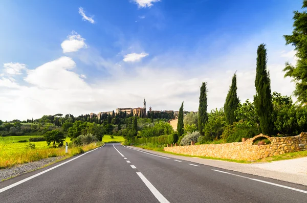 Вид на П'єнца і Тоскана пейзаж — стокове фото