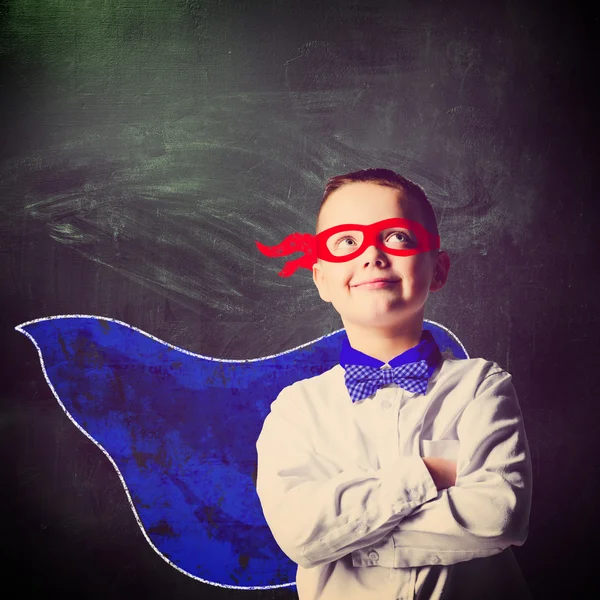 Chłopiec szkoły superbohatera — Zdjęcie stockowe