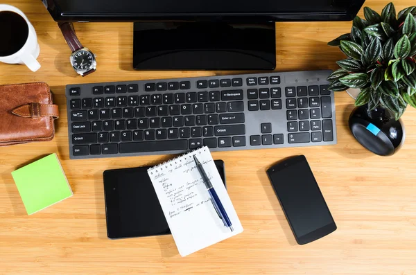 Lugar de trabajo contemporáneo —  Fotos de Stock