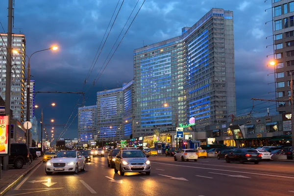 New Arbat Street dopo il tramonto. Mosca. Russia — Foto Stock
