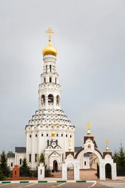 Церковь Петра и Павла. Прохоровка. Россия — стоковое фото