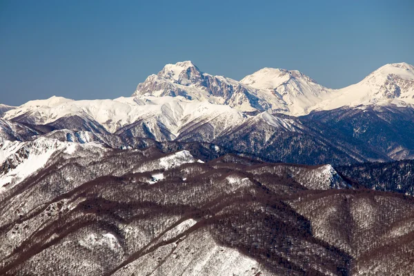 Lyžařské středisko Rosa Khutor. Hory Krasnaya Polyana. Soči, Rusko — Stock fotografie