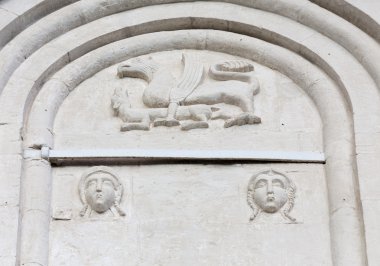 Kilise şefaat, kutsal bakire Ne üzerinde duvar süslemeleri