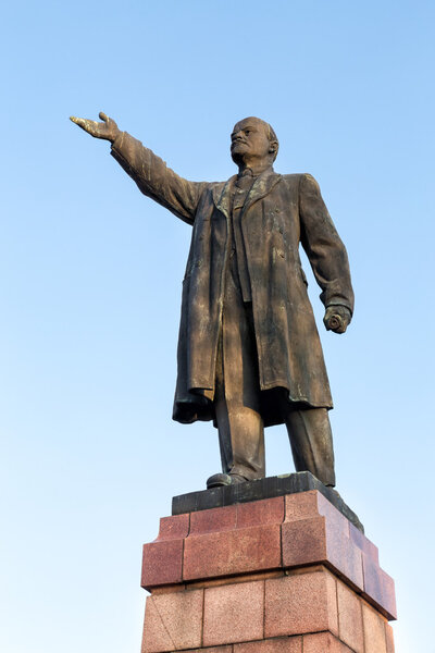 Monument to Vladimir Lenin in Kineshma. Russia