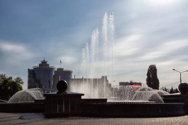 Monumento al 300 aniversario de la ciudad de Lipetsk — Foto de Stock
