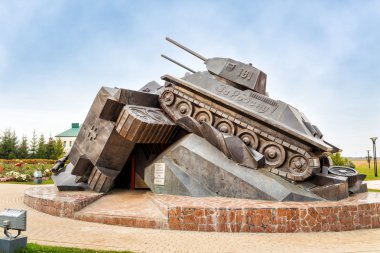 Heykel kompozisyon Prohorovka - Taran, savaş tankları. Rusya