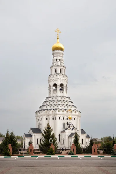 Церковь Петра и Павла. Прохоровка. Россия — стоковое фото
