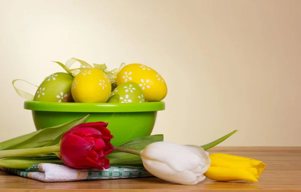 Huevos Pascua Flores Frescas Primavera — Foto de Stock