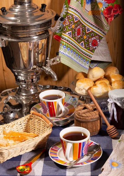 Tea Party Rustieke Stijl Met Samovar Broodjes Honing — Stockfoto