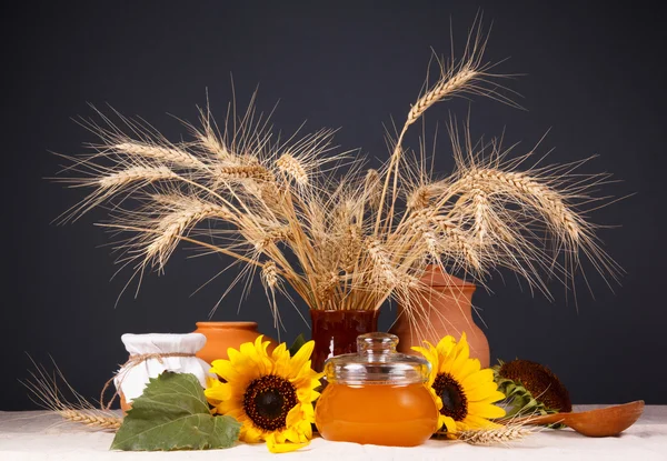 Stillleben mit natürlichen frische Lebensmittel — Stockfoto