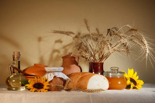 Stilleben med naturlig fräsch mat — Stockfoto