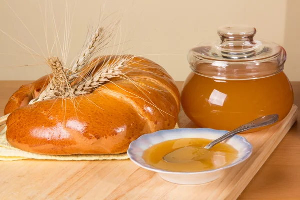 Honig und Brot — Stockfoto