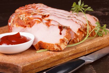 Tütsülenmiş jambon