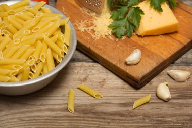 makarna ile natürmort 