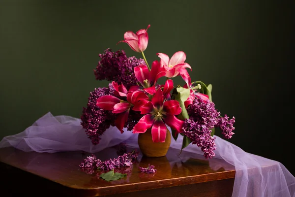 Still life with tulips — Stock Photo, Image