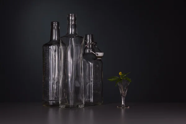 Stilleven met drie flessen — Stockfoto