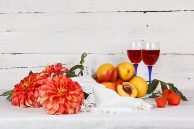 Natürmort kuru soğan ile