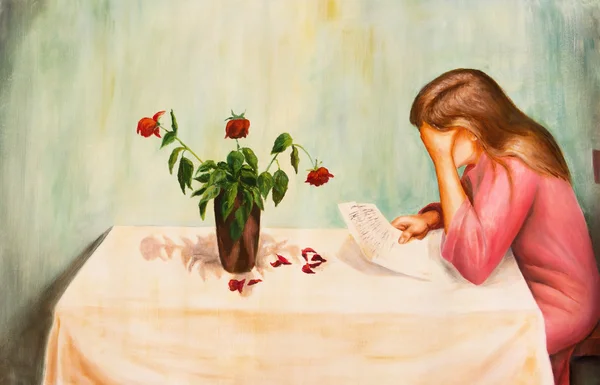 Mulher triste solitária lendo uma carta . — Fotografia de Stock