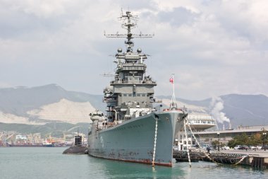 Novorossiysk, Rusya, 23 Nisan. Topçu kruvazör 