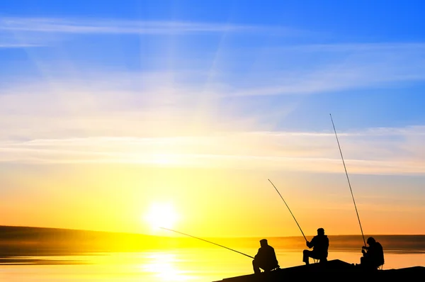 Fishermans fishing  before sunset — Stock Photo, Image