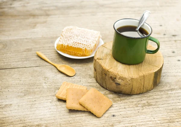 Eine Tasse Tee mit Honig — Stockfoto