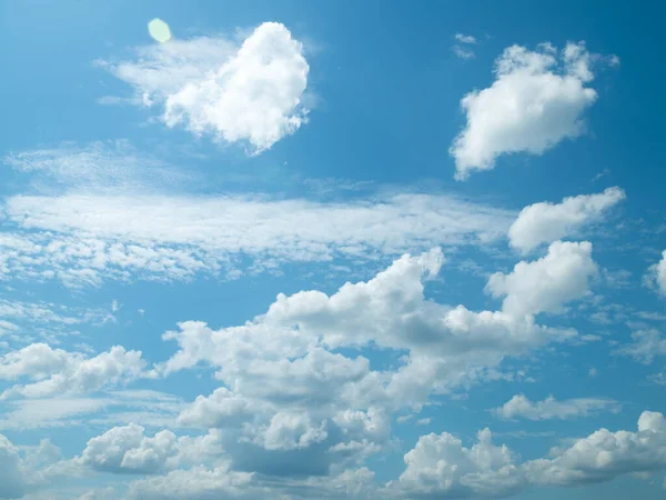 Белые Облака Голубом Фоне Неба Голубое Небо Облаками — стоковое фото