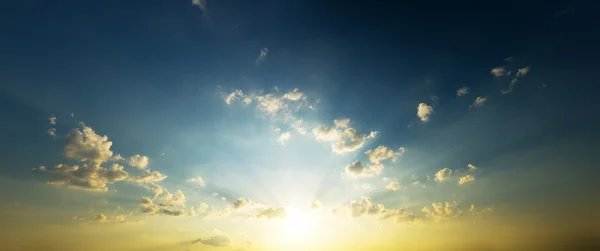 Avond lucht panorama — Stockfoto