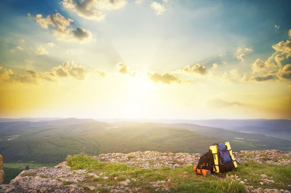 Majestuosa decadencia en montañas . — Foto de Stock