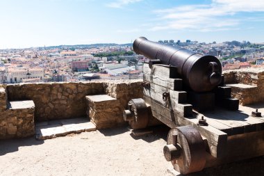 Eski top castelo de sao jorge, Lizbon