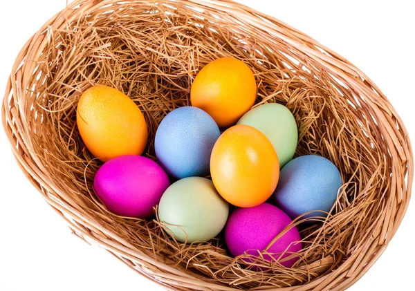 다채로운 부활절 계란 바구니 스톡 사진