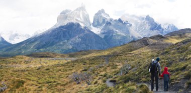 Aile Patagonya'da hiking