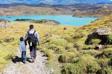 Aile Patagonya'da hiking