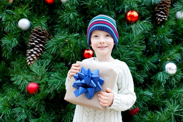 Menino no Natal — Fotografia de Stock