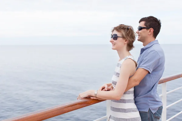 Couple cruising — Stock Photo, Image