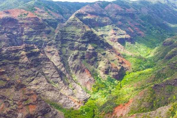 Waimea canyon view from above — 图库照片