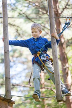 Macera Parkı'nda çocuk