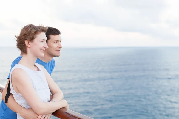 Couple at cruise — Stock Photo, Image