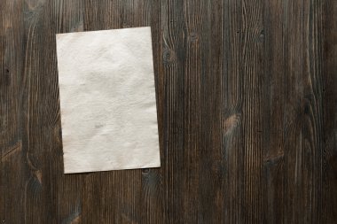 eski ahşap kağıda