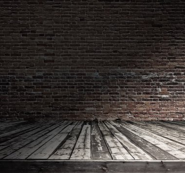 Tuğla duvarlı eski oda