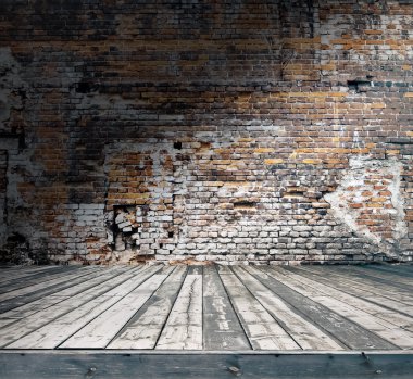 Tuğla duvarlı eski oda