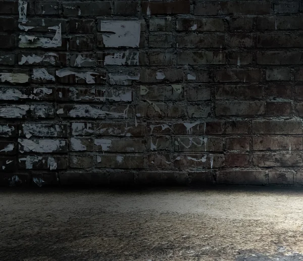 Tuğla duvarlı eski oda