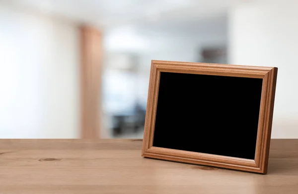 Cadre Photo Sur Table Bois Dans Salon — Photo