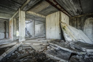 binayı terk edilmiş 