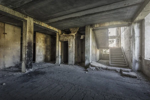 Antigo edifício abandonado — Fotografia de Stock