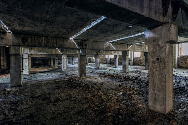 old abandoned building 