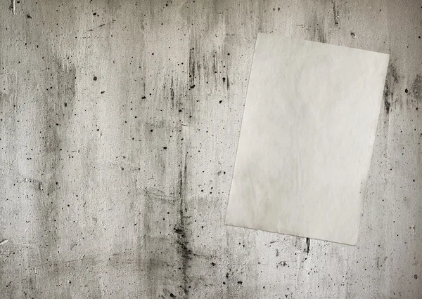 Oud papier voor vuile betonnen wand — Stockfoto