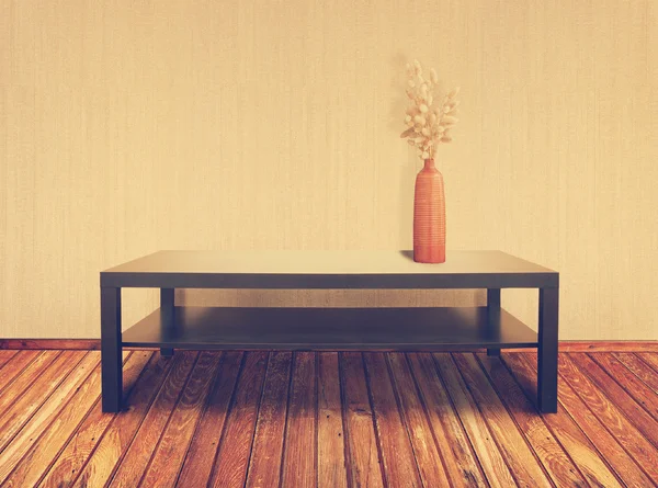 Interior with table and ikebana — Stock Photo, Image